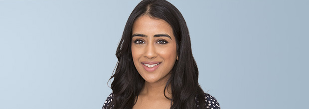 Dr Reeya Jain - Dentist