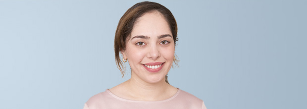 Dr Samira Farzadi - Dentist
